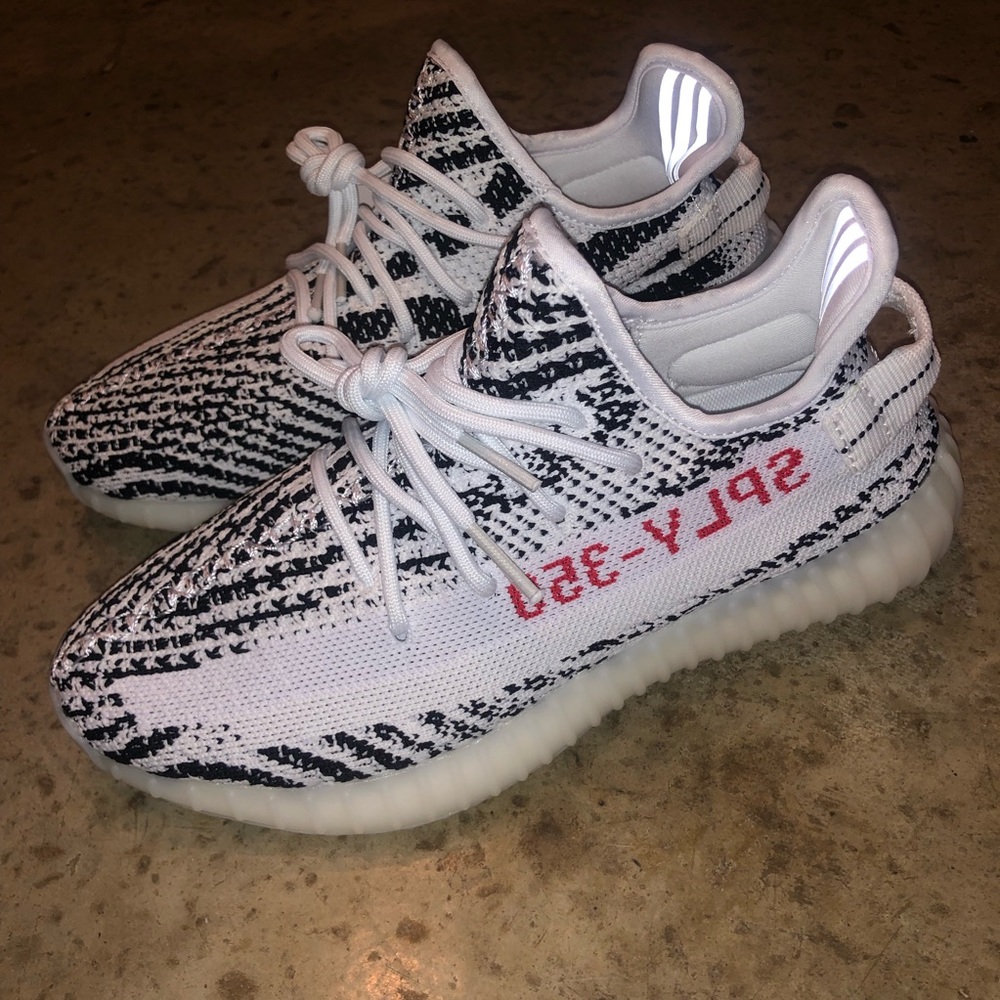 Yeezy inspired Boost 350. Men’s size 7/Women’s size 8.5